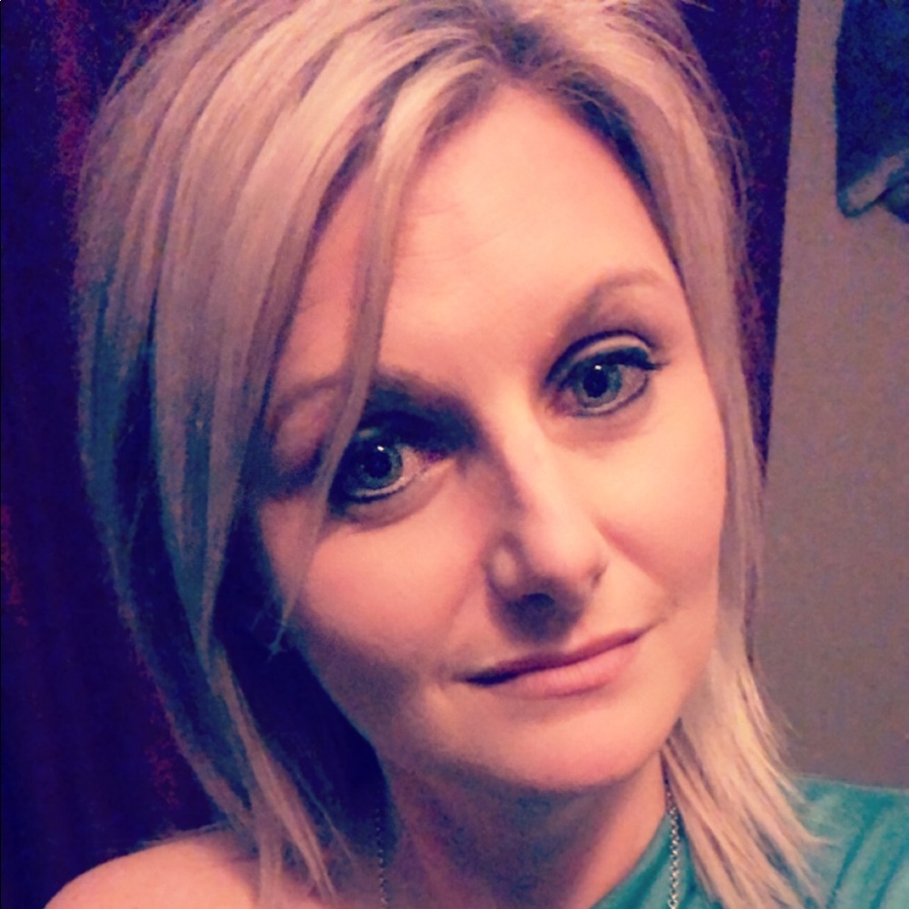 Meet your Posher, Aashley
